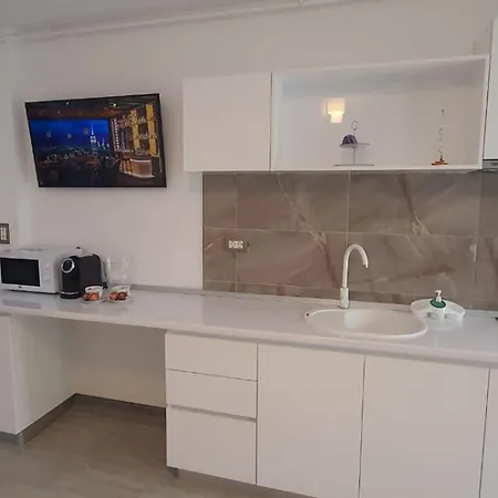 Apartament Premium Studio Privat Situat In Alezzi Beach Piscina,sauna,jacuzzi,parking