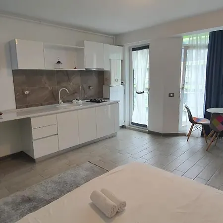 Premium Studio Privat Situat In Alezzi Beach Piscina,sauna,jacuzzi,parking Năvodari
