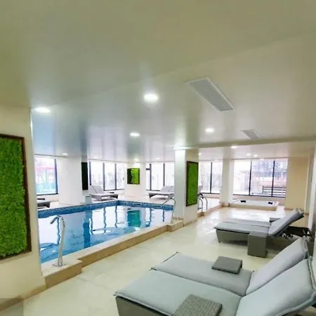 Premium Studio Privat Situat In Alezzi Beach Piscina,sauna,jacuzzi,parking Navodari
