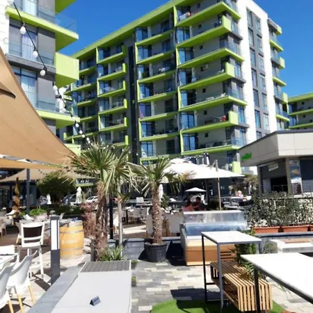 Premium Studio Privat Situat In Alezzi Beach Piscina,sauna,jacuzzi,parking Apartment *